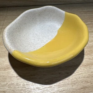 Danica Heirloom Pinch Bowl Yellow Pottery Spice Dish Stoneware Jewelry Ring - Picture 1 of 6