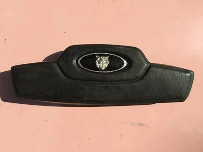 Almohadilla central del volante Jaguar XJ6, XJ12 Series 3 1979,5-1987 Foto 1 de 4