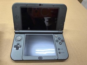 Nintendo New 3DS XL handheld game console - Black