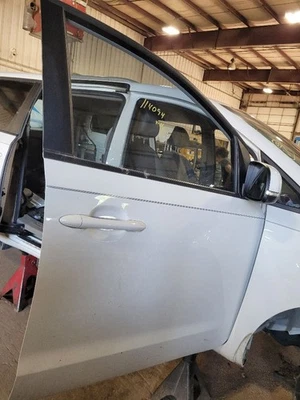 15-20 KIA SEDONA Passenger Front RH Door Electric Without Solar Glass White Foto 1 de 4