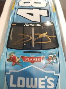 Jimmie Johnson #48 LOWE'S DISNEY'S PLANES AUTOGRAPHED 2013 1 OF 948 - Picture 1 of 6
