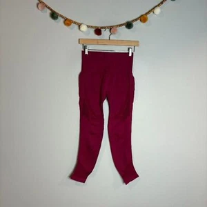Amazon berry pink/red seamless lasercut athletic leggings - Bild 1 von 3