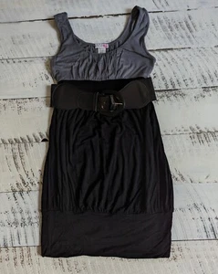 Body Central Gr. S Vintage Y2K grau & schwarz Colorblock Gürtel Blasensaum Kleid - Bild 1 von 4