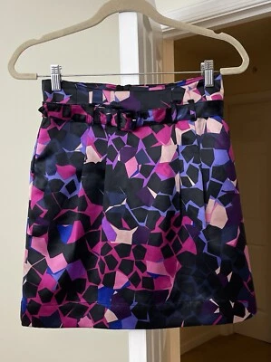 H&M Falda Artística Sedosa Satén Mini Púrpura Geométrica Bohemia Para Mujer 6 Pequeña Foto 1 de 2