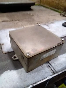 Signet Electrical Enclosure - Picture 1 of 6