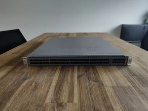 Juniper QFX5100-48S-3AFI 48-Port SFP+ 10GbE Switch - Bild 1 von 1