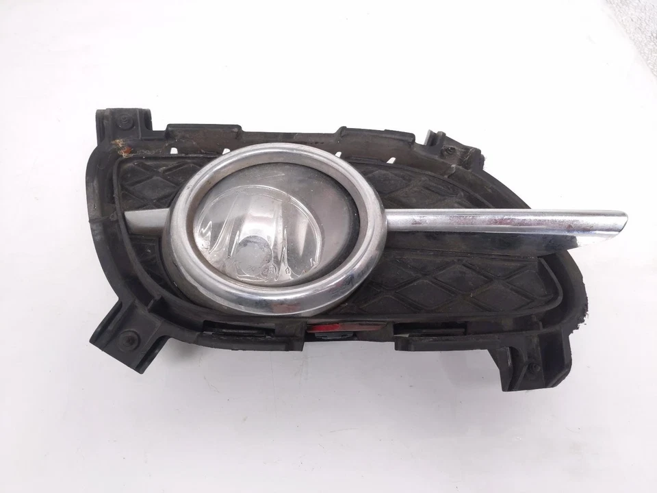 Lámpara antiniebla para conductor Infiniti G37 2011-2013/luz con bisel - 26155-8993A Foto 1 de 4