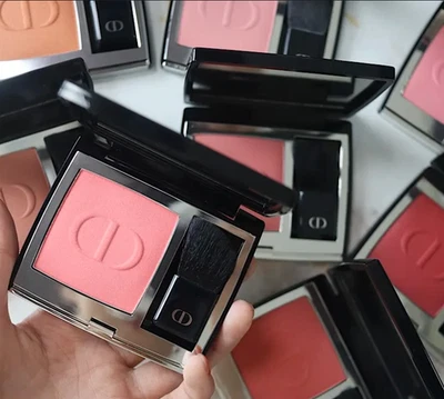 Dior Rouge Blush Couture Color Long-Wear Powder Blush 19 Shades 6.7g - Image 1 of 4