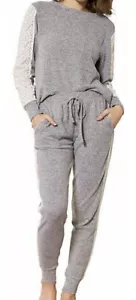 Flora Nikrooz Women's 2 Piece Long Sleeve Lounge Set with Lace - Picture 1 of 2