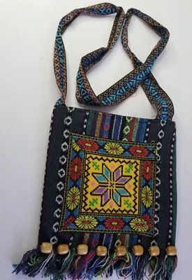 Bolso Mensajero Boho Tejido Borla Flecos Retro Inspirado en Bordados Foto 1 de 4