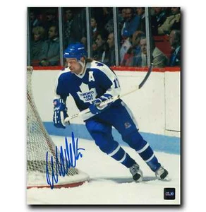 Wendel Clark Toronto Maple Leafs Autographed Turning 8x10 Photo - Picture 1 of 1