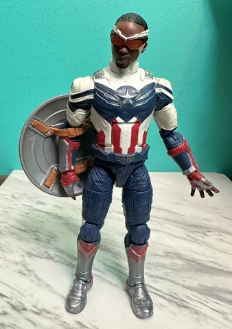 Marvel Legends Series - The Falcon & Winter Soldier: CAPTAIN AMERICA 6" Figure Cover