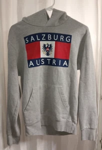 Salzburg Austria Pullover Hoodie Sweatshirt Womens Sz-Small Grey Front Pockets - Picture 1 of 2