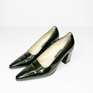 Bally Newport Dress Pumps Green Patent High Heels Shoes Made England Womens 8 - Picture 1 of 7