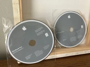 Apple Macbook OS X Install Disc 1 and 2 Version 10.4.10 OEM 2007 - Picture 1 of 2