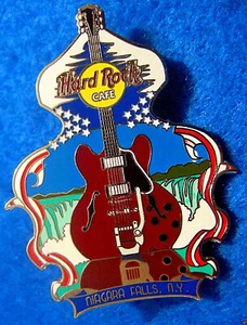 NIAGARA FALLS CITY T-SHIRT LOGO SERIE HUFEISEN FÄLLT GITARRE Hard Rock Cafe PIN - Bild 1 von 1