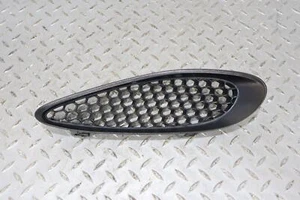 Jeep Grand Cherokee SRT8 2017 par de ventilaciones de capó diestro y derecho (negro) lengüetas reparadas OEM - Imagen 1 de 20