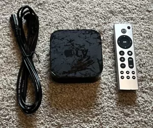 Apple TV (4.ª generación) HD - A1625 -- ¡Totalmente funcional! -- Desgaste cosmético pesado - Imagen 1 de 5