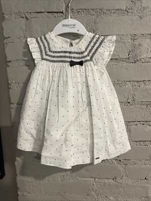 Nuevo con etiquetas Vestido Mayoral 6-9 Meses Lunares  Foto 1 de 4