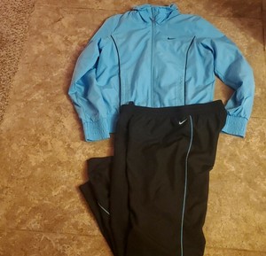 Las mejores ofertas en Patrón sólido Poliéster Nike trajes y Conjuntos para  Mujeres | eBay