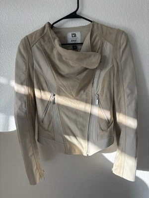 Chaqueta para mujer 100 % cuero tostado Blanc Noir RAW talla pequeña Foto 1 de 3