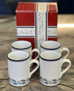 DANSK Christmas Bistro Mugs Set of 4 in Original Box Pine & Berries Holidays - Picture 1 of 5