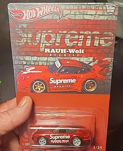 Hot Wheels Supreme Custom Porsche 993 on Custom Card With Portector Case. - Picture 1 of 3