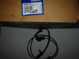 Sensor original Volvo - velocidad de la rueda eje delantero derecho XC90 *30682478* - Imagen 1 de 1