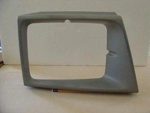 Headlight Shroud Ford Van E Series 2000 E 350 PLUS Body part Passenger side - Imagen 1 de 7
