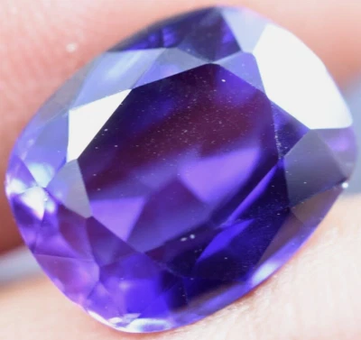 Natural MIRACULOUS Purple Scapolite 8.05 Ct Flawless GGL Certified Gemstone - Image 1 of 4