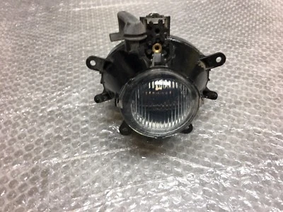 BMW 325i 330i 2002 2003 2004 2005 sedán o camioneta luz antiniebla delantera 3 Foto 1 de 4