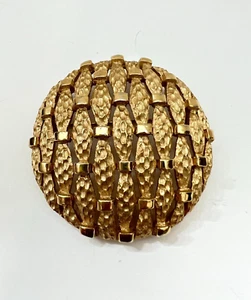 Vintage Trifari Basket Weave Round Brooch Pin - Large Classic Chic Gold Tone - Picture 1 of 8