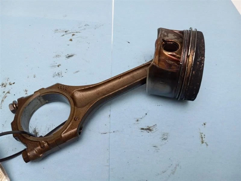 Audi Q7 2007 pistón Foto 1 de 4