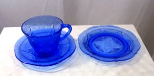 Vintage Hazel Atlas Cobalt Blue Royal Lace Cup and Saucer -one  6"bread plate - Picture 1 of 4