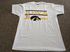 Vintage 1984 Screen Stars Single Stitch University of Iowa Hawkeyes Tshirt LARGE