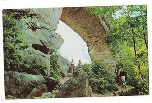 NATURAL BRIDGE STATE PARK Kentucky Postcard KY Arch Rock Formation People - Picture 1 of 2