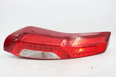 Luz trasera/trasera Nissan X-trail 2007-2013 (lado pasajero)  Foto 1 de 4