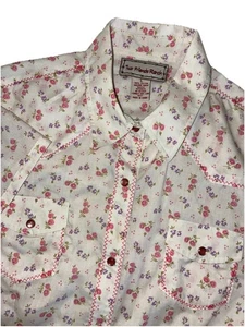 Two Friends Ranch Shirt Women’s L Floral Pink Pearl Snap Rodeo Cowgirl Western - Picture 1 of 6