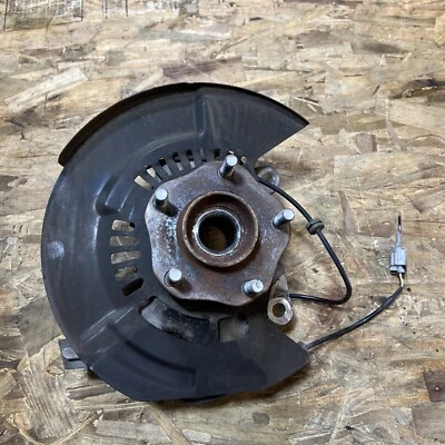 BUJE NUDILLO EJE LADO PASAJERO DELANTERO DERECHO NISSAN MAXIMA OEM 2016-2021 Foto 1 de 4