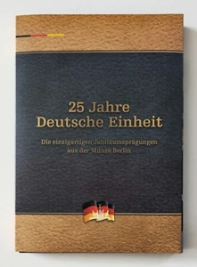 25 Jahre Deutsche Einheit 12 farbige Medaillen im Blister ø 35mm - Bild 1 von 4