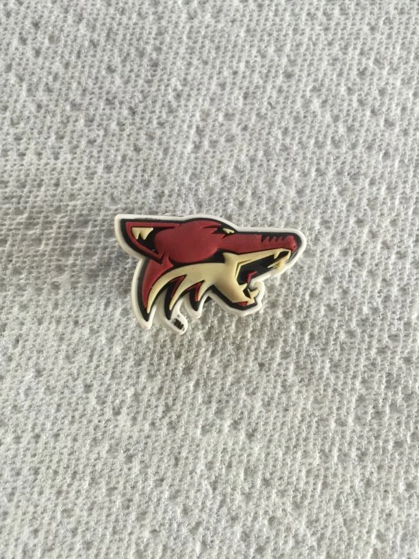 PHOENIX COYOTES JIBBITZ NHL JIBBITZ PHOENIX COYOTES SHOE CHARM FITS CROCS NHL - Image 1 of 1