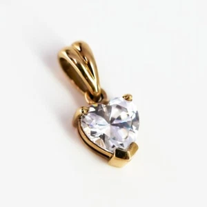 9ct Yellow Gold Love Heart CZ Pendant #66138 - Picture 1 of 6