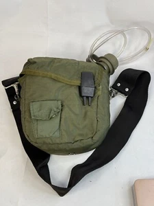 US OD 2qt bladder canteen and OD nylon case with adjustable strap W/straw Cap - Picture 1 of 5