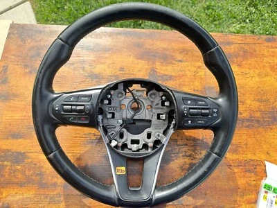 2016-2018 KIA SORENTO DRIVER STEERING   WHEEL W/AUDIO & CRUISE SWITCH OEM. - Image 1 of 4