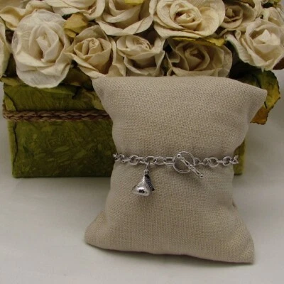 Pulsera de ley con dije de beso "Hershey's" Foto 1 de 4
