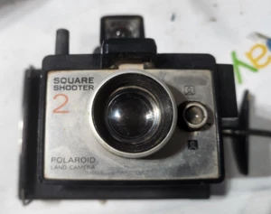 Vintage Color Black And White Polaroid Land Camera Square Shooter 2 - Picture 1 of 6