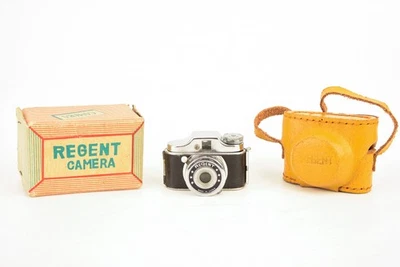 Tougodo Regent Subminiature Hit-Style Camera 14×14mm Exposures 17.5mm Film V25 - image 1 of 4