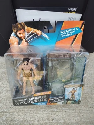 Figura de acción Hasbro H41 X-Men Origins Wolverine Weapon X con cámara de estasis 4" Foto 1 de 2