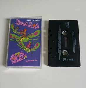 DEEE-LITE  GROOVE IS IN THE HEART CASSETTE TAPE SINGLE WEA ELEKTRA 1990 - Picture 1 of 1