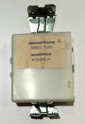 Módulo de unidad de control de memoria para asiento del conductor Nissan Máxima 2004-2006 98800 7Y000 Foto 1 de 4